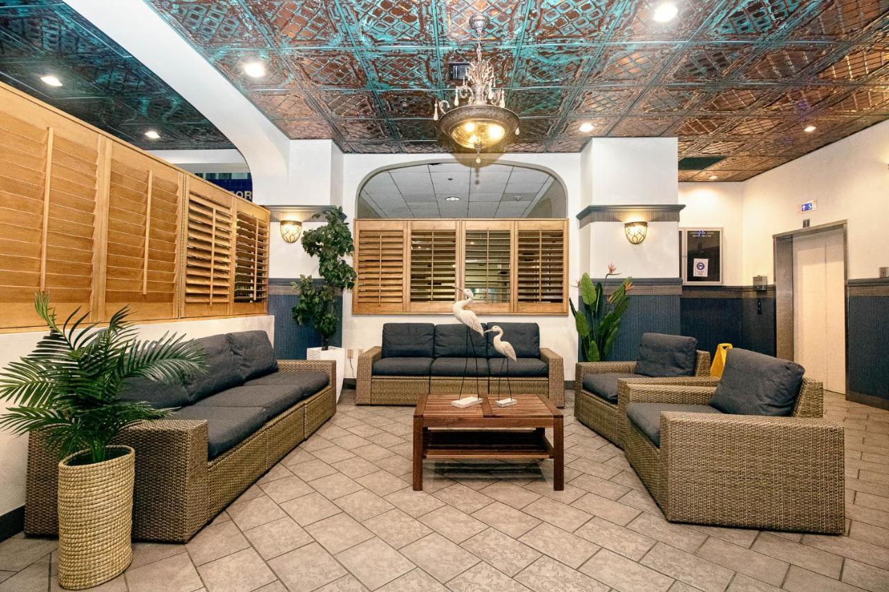 433 Studio Hollywood Beach Dania Beach Exterior photo