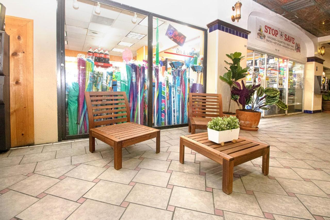 433 Studio Hollywood Beach Dania Beach Exterior photo